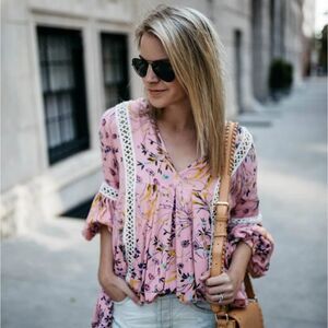 Chicwish Boho Floral Crochet V-Neck Pink Tunic S/M Romantic